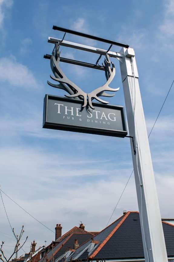 The Stag 호텔 Northwood  외부 사진